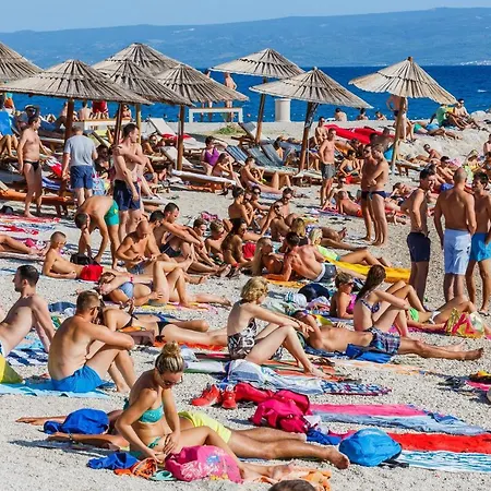 Apartment With A Parking Space - 7590