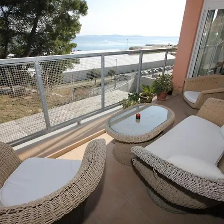 Apartment With A Parking Space - 7590 Split