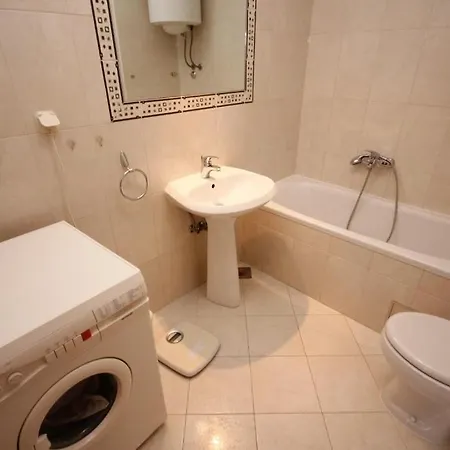 Apartment With A Parking Space - 7590